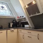 Nurdachhaus Ein Haus Am Deich Feriehus